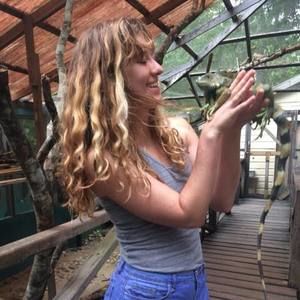 Meet your Posher, Jacqueline